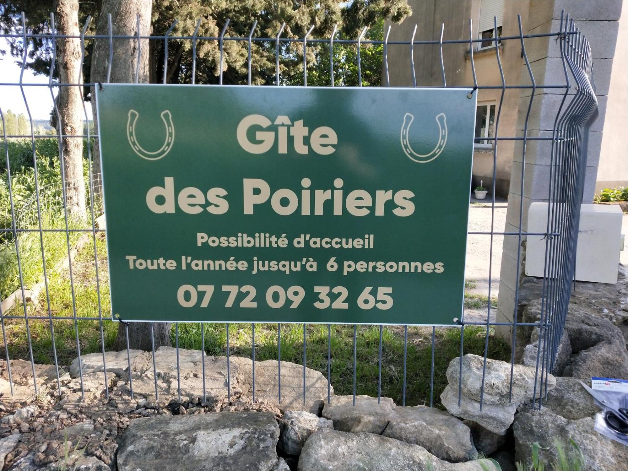 Le Gite Des Poiriers ユゼ エクステリア 写真